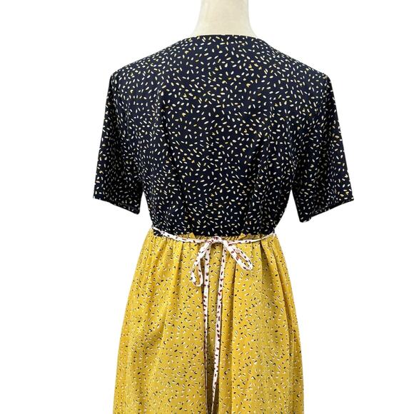 Roolee Navy & Yellow Contrast Print Knee Length Fit & Flare Babydoll Mini Dress - Picture 7 of 11